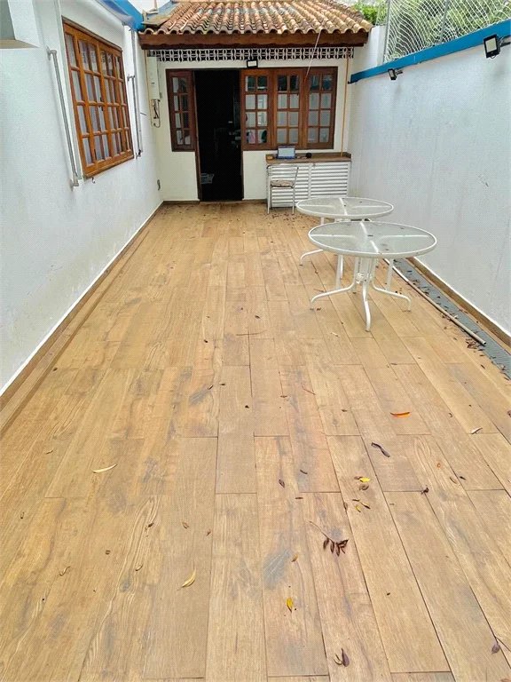 Casa à venda com 3 quartos, sendo 1 suíte, no condomínio Vila Nova de Mafra, São Paulo - SP