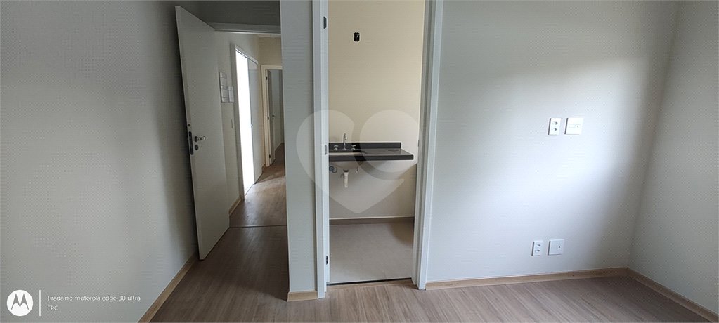 Casa à venda com 3 suítes no condomínio Reserva Ybyra, Atibaia - SP