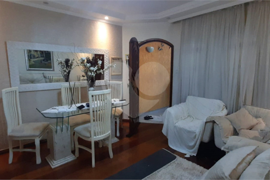 Sobrado à venda com 2 quartos em Horto, São Paulo, SP