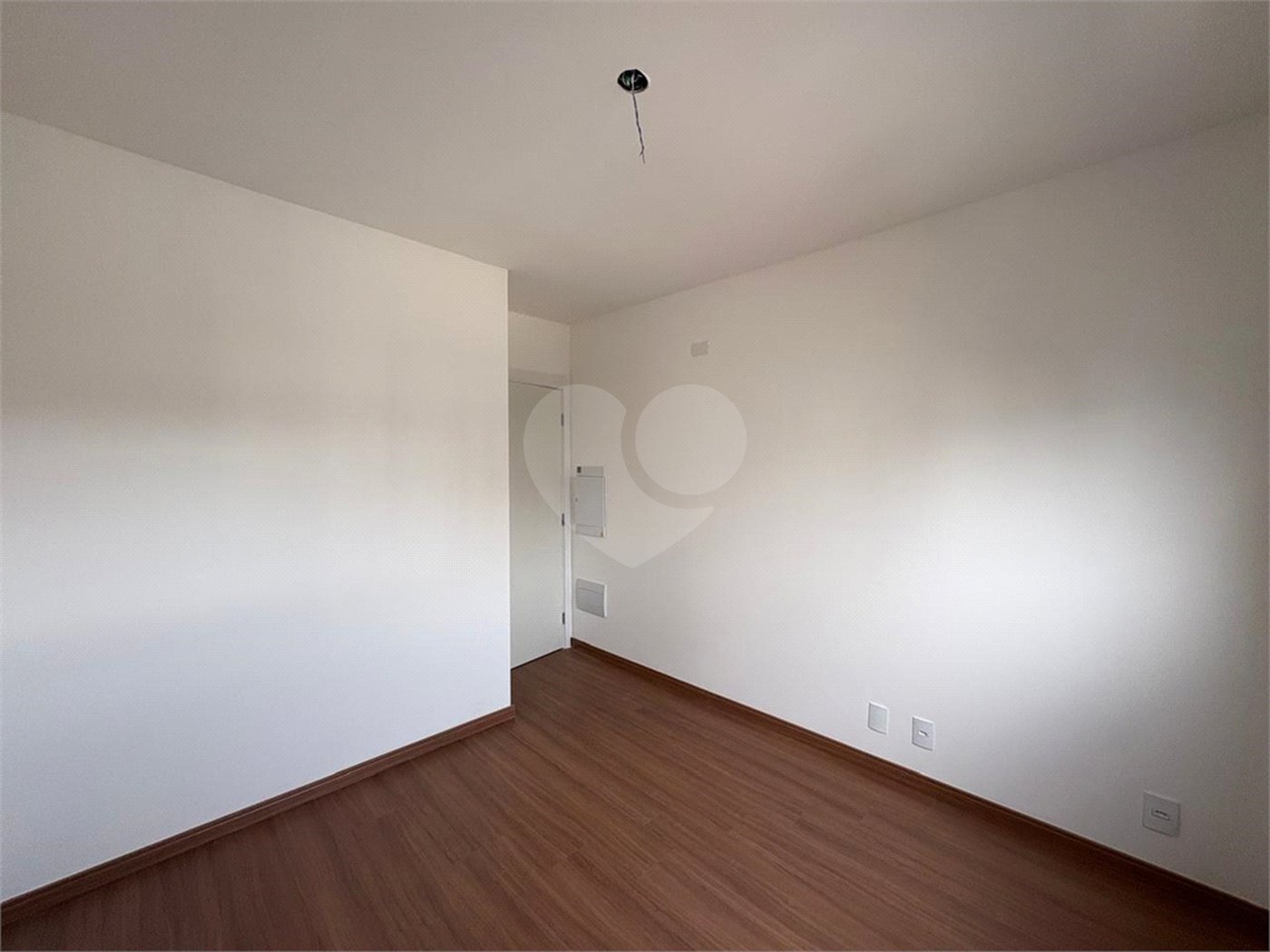 Apartamento à venda com 3 quartos, sendo 1 suíte,  em Jardim Faculdade, Sorocaba, SP