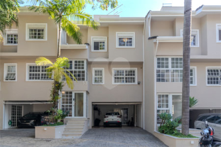 Casa à venda com 5 quartos, sendo 3 suítes, no condomínio Boulevard Saint Michael, São Paulo - SP
