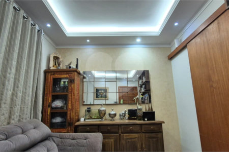 Casa à venda com 2 quartos, sendo 1 suíte, em Vila Vianelo, Jundiaí, SP
