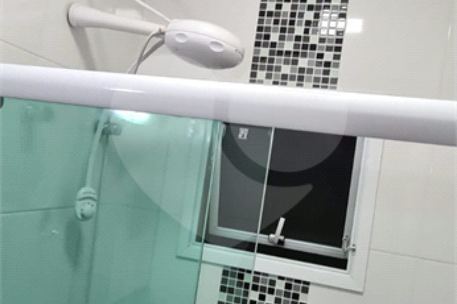 Casa à venda com 3 quartos, sendo 1 suíte, no condomínio Alvorada Parque Vitória, São Paulo - SP