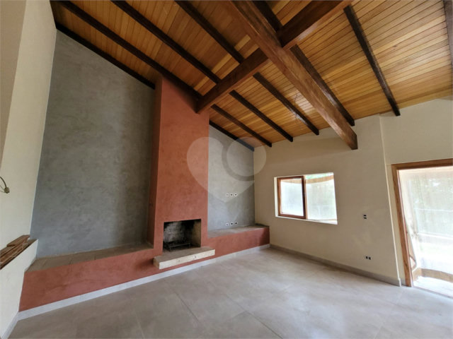 Casa à venda com 3 suítes em Serra da Cantareira, Mairiporã, SP