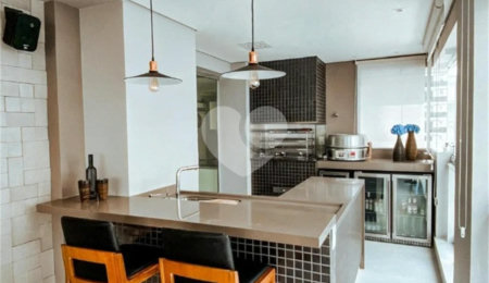 Apartamento à venda com 3 suítes em Santana, São Paulo, SP
