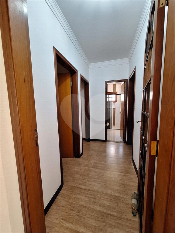 Casa à venda com 3 suítes no condomínio Bosque de Grevilea, Vinhedo - SP