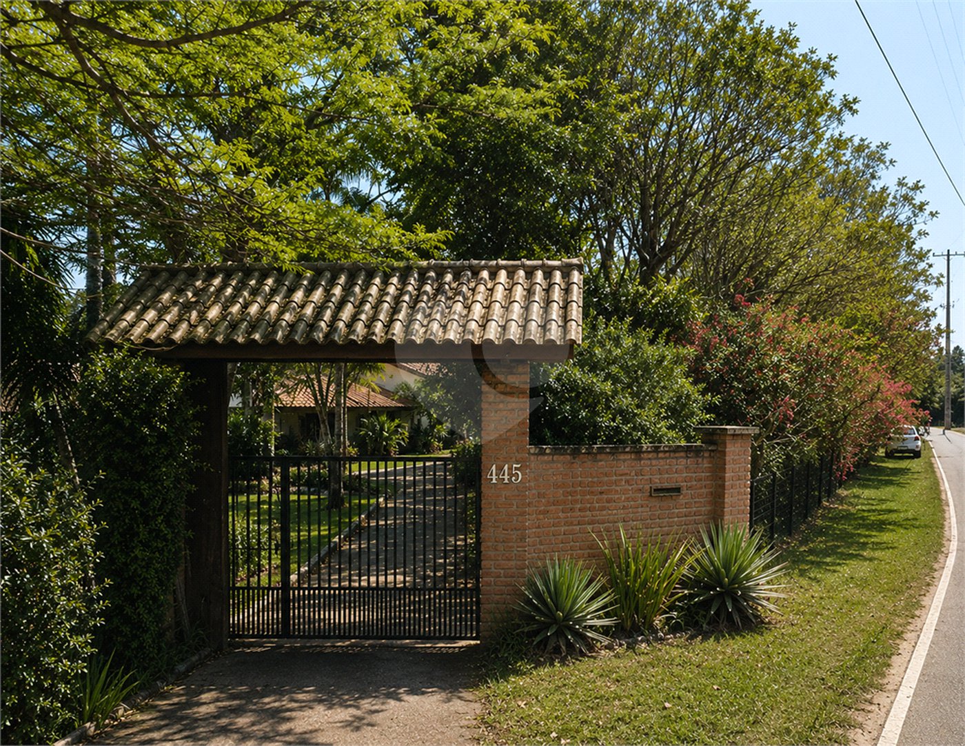 Chácara à venda com 3 quartos, sendo 1 suíte,  em Ribeirãozinho, Alambari, SP