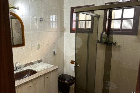 Sobrado à venda com 3 quartos, sendo 1 suíte,  em Jardim das Vertentes, São Paulo, SP