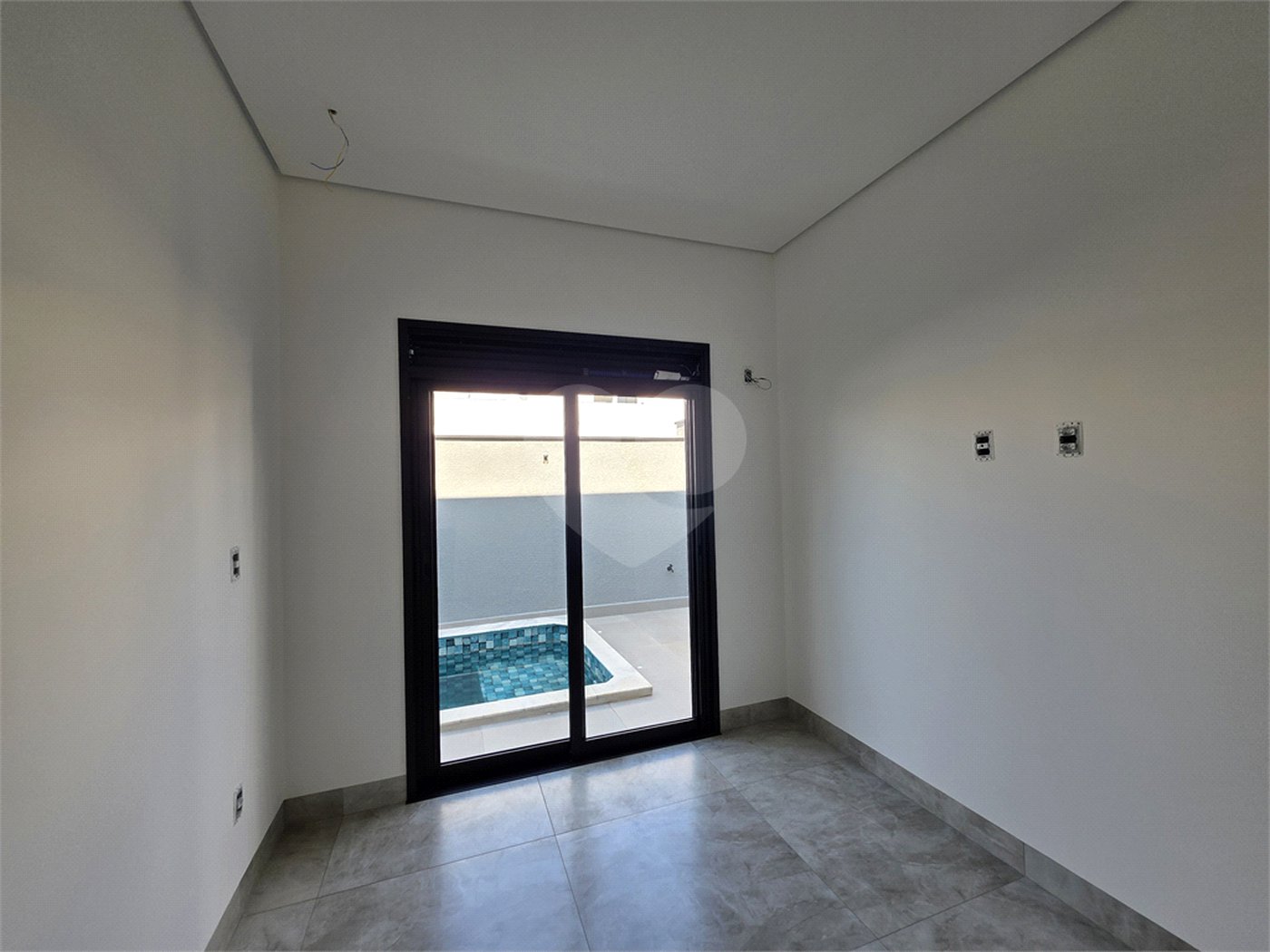 Casa à venda com 3 quartos, sendo 1 suíte, no condomínio Reserva Ipanema I, Sorocaba - SP