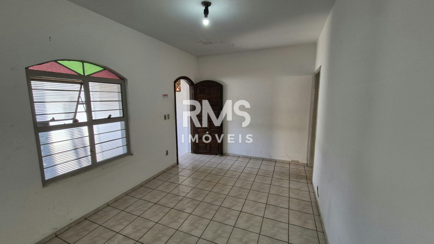 Casa à venda ou para alugar com 3 quartos, sendo 1 suíte,  em Jardim do Estádio, Itu, SP
