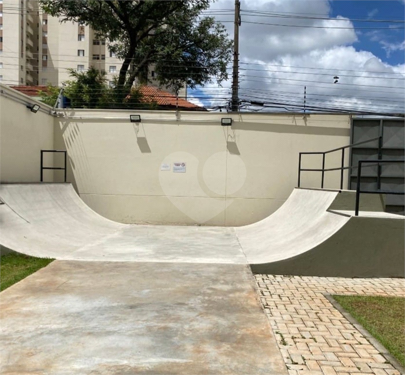 Apartamento à venda com 3 quartos, sendo 1 suíte,  em Vila Guilherme, São Paulo, SP