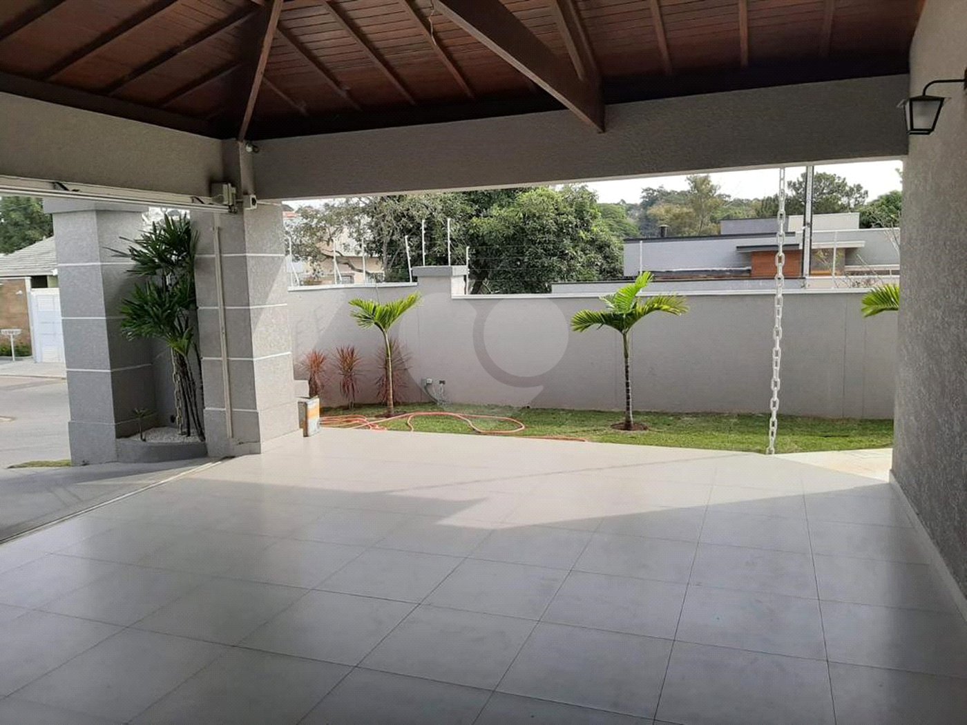 Sobrado à venda com 3 suítes em Vila Esperia Ou Giglio, Atibaia, SP
