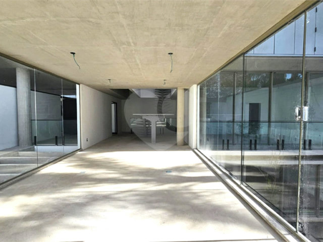 Casa à venda com 3 suítes no condomínio Residencial Heron 140, São Paulo - SP
