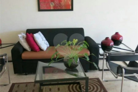 Apartamento à venda com 3 quartos, sendo 1 suíte, em Jardim Paulista, São Paulo, SP