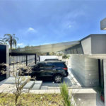 Casa Contemporânea e Mobiliada no Condomínio Palos Verdes – A Essência do Alto Padrão na Granja Viana – 7 suítes, 4 pavimentos com elevador