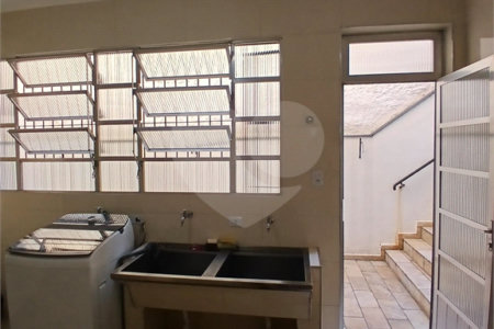 Sobrado à venda com 4 quartos, sendo 2 suítes, em Jardim Leonor, São Paulo, SP