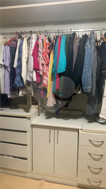 Sobrado à venda com 4 quartos, sendo 1 suíte, em Tremembé, São Paulo, SP