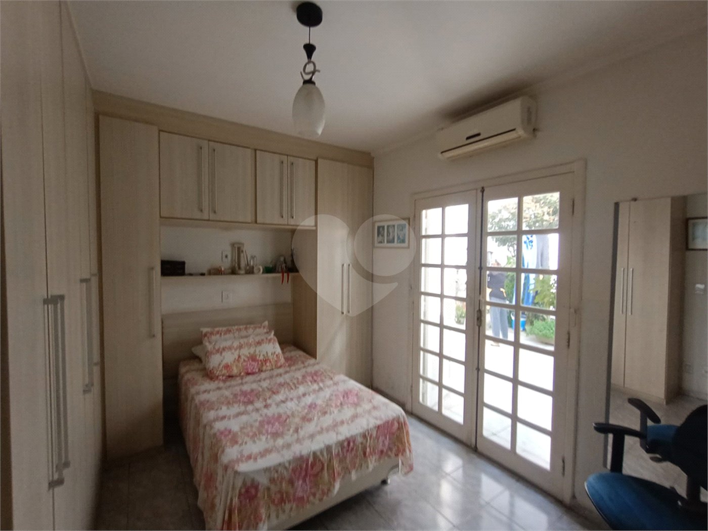 Casa à venda com 4 quartos, sendo 1 suíte,  em Jardim Armênia, Mogi das Cruzes, SP