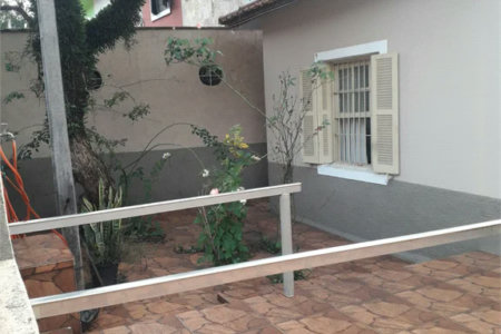Casa Térrea à venda com 3 quartos em Jardim Nadir, São Paulo, SP