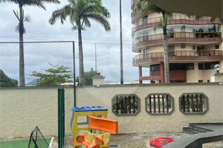 Apartamento à venda com 3 quartos, sendo 1 suíte,  em Vila Nova, Cabo Frio, RJ