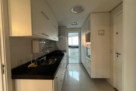 Apartamento à venda com 3 suítes em Santa Teresinha, São Paulo, SP