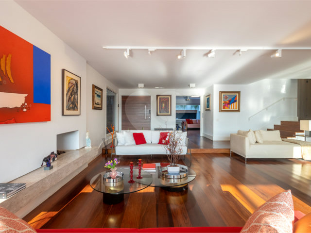 Casa à venda com 4 suítes em Jardim Guedala, São Paulo, SP