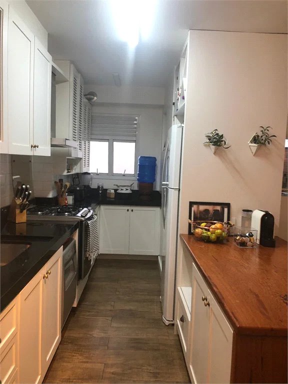 Apartamento à venda com 3 quartos, sendo 1 suíte,  em Jardim Parque Morumbi, São Paulo, SP