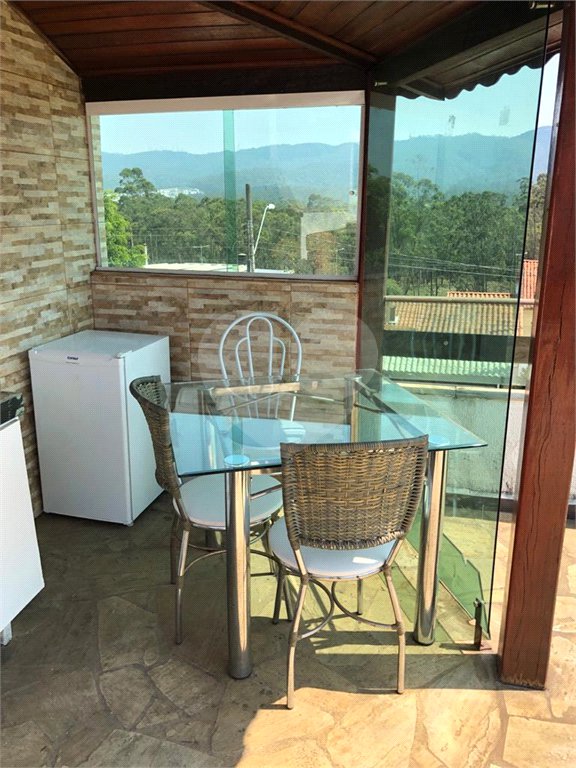 Casa à venda com 3 quartos, sendo 1 suíte,  em Vila Suissa, Mogi das Cruzes, SP
