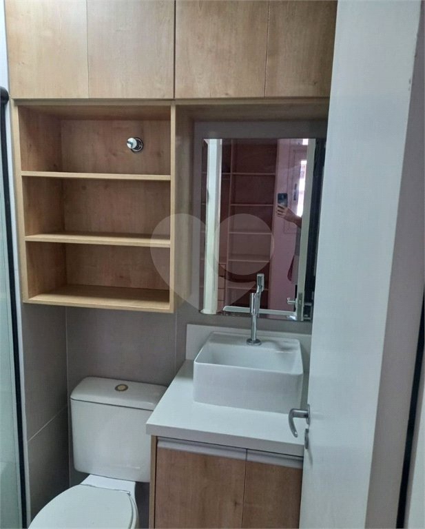 Apartamento à venda com 3 quartos, sendo 1 suíte,  em Vila Olímpia, São Paulo, SP