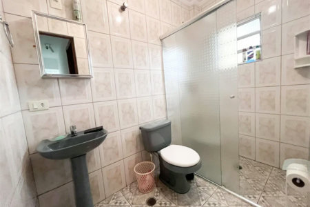 Casa à venda com 4 quartos, sendo 2 suítes, em Jardim São Paulo(zona Norte), São Paulo, SP