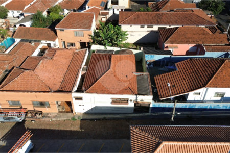 Casa à venda com 2 quartos no Centro, Araraquara, SP