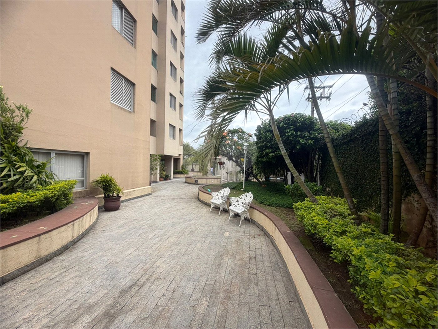 Apartamento à venda com 2 quartos, sendo 1 suíte,  em Vila Paulicéia, São Paulo, SP