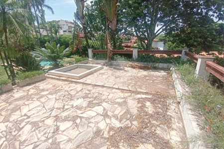 Casa à venda com 3 quartos, sendo 1 suíte,  no condomínio Estância Marambaia, Vinhedo - SP