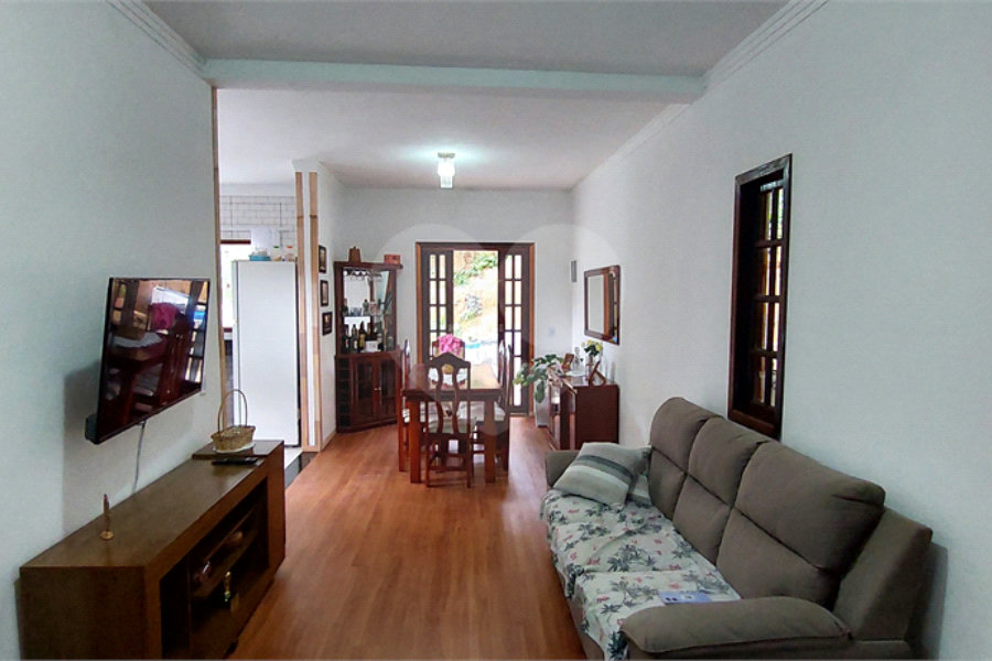 Casa à venda com 2 quartos no condomínio Sausalito, Mairiporã - SP