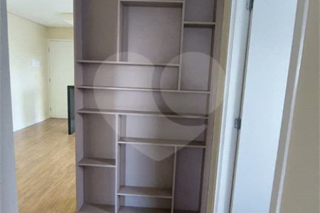 Apartamento para alugar com 2 quartos, sendo 1 suíte, em Aparecidinha, Sorocaba, SP