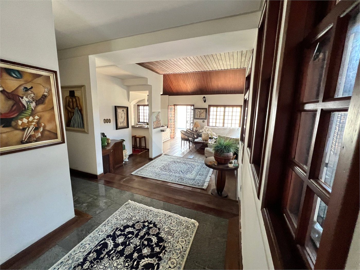 Casa à venda com 4 quartos, sendo 3 suítes, em Chácara Monte Alegre, São Paulo, SP