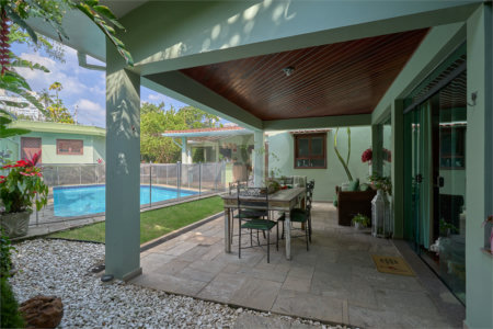 Casa Térrea à venda com 3 suítes em Granja Julieta, São Paulo, SP