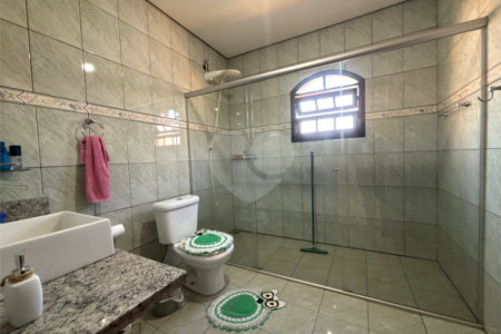 Casa à venda com 3 quartos, sendo 1 suíte, em Vila Galvão, Guarulhos, SP