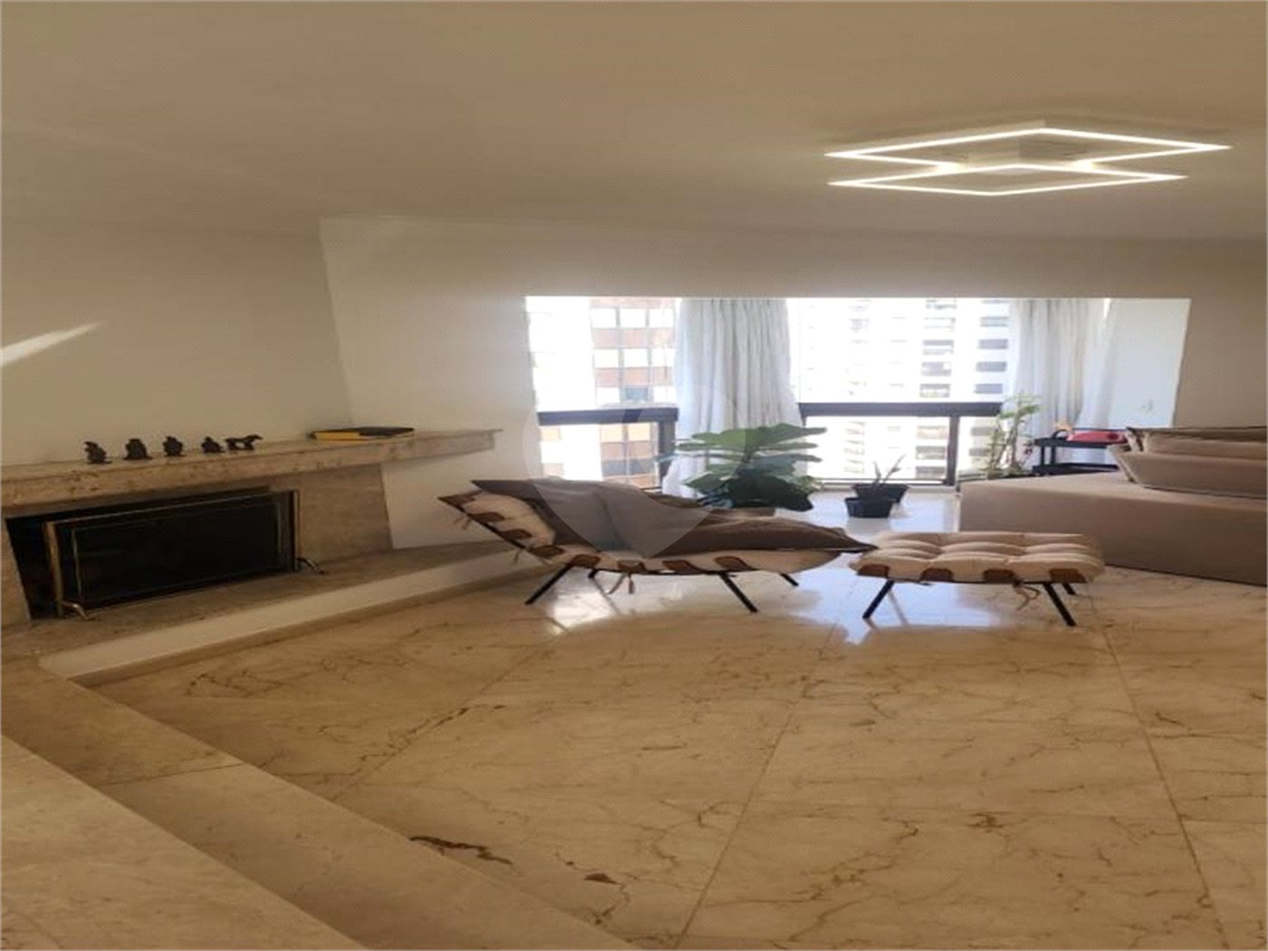 Apartamento à venda com 4 quartos, sendo 2 suítes,  em Indianópolis, São Paulo, SP