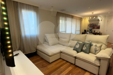 Apartamento à venda com 2 suítes em Jardim Londrina, São Paulo, SP