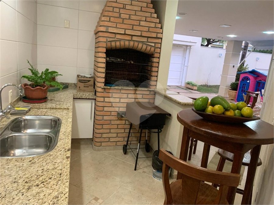Casa à venda com 3 suítes no condomínio Residencial Villa dos Inglezes, Sorocaba - SP
