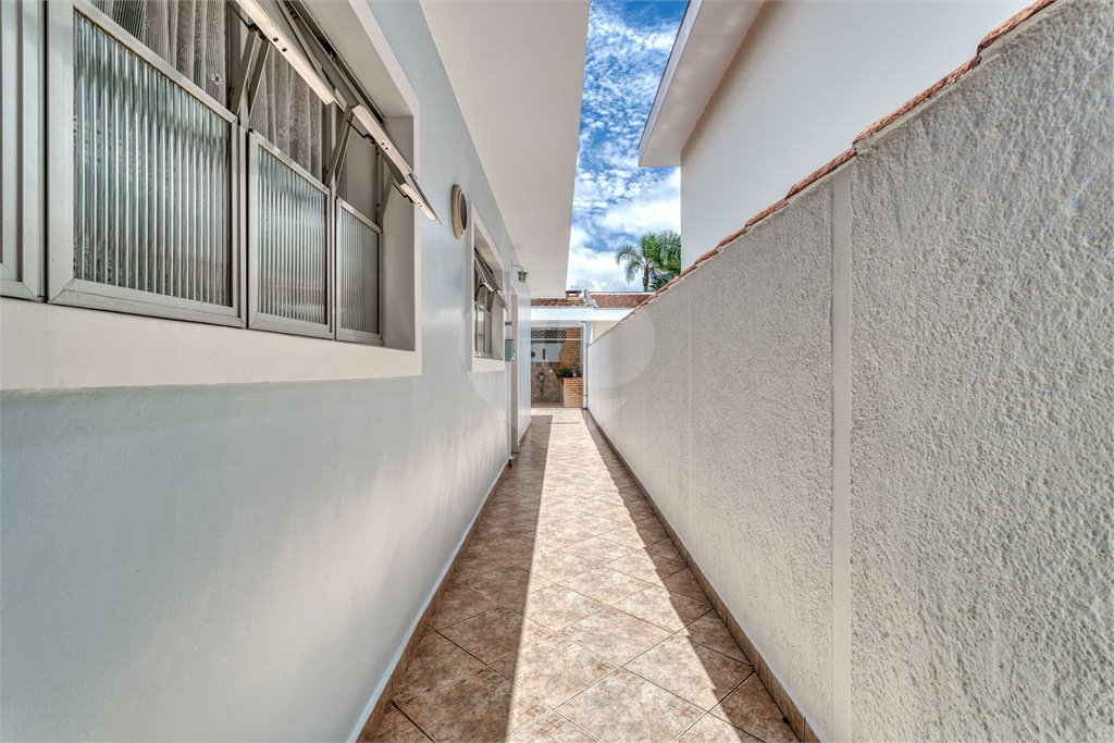 Casa Térrea à venda com 3 quartos, sendo 1 suíte,  em Alto da Boa Vista, São Paulo, SP