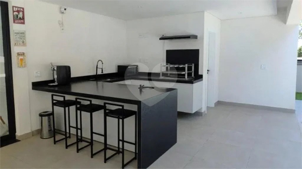 Casa à venda com 4 suítes no condomínio Fazenda Serra Azul, Itupeva - SP