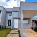 Casa à venda com 3 quartos, sendo 1 suíte, no condomínio Horto Florestal Villagio, Sorocaba - SP
