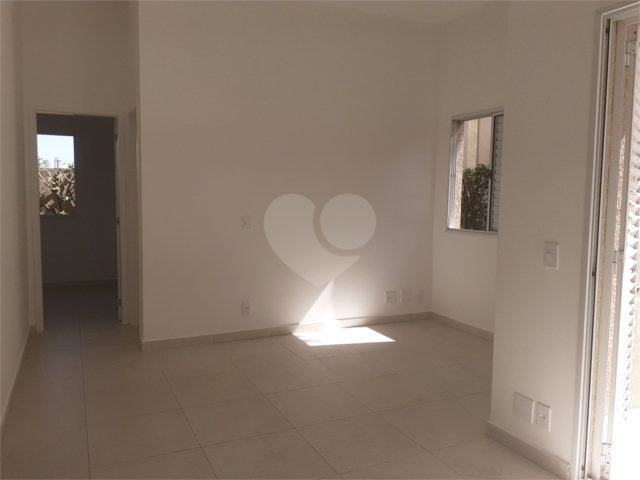 Apartamento à venda com 2 quartos, sendo 1 suíte,  em Água Fria, São Paulo, SP