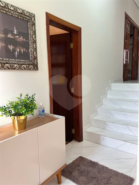 Casa à venda com 3 quartos, sendo 1 suíte, em Retiro das Fontes, Atibaia, SP