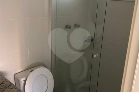 Apartamento à venda com 3 quartos, sendo 1 suíte,  em Brás, São Paulo, SP