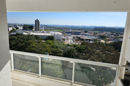 Apartamento à venda com 3 quartos, sendo 1 suíte, em Jardim Califórnia, Jacareí, SP