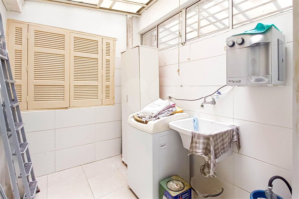 Apartamento à venda com 2 quartos em Água Branca, São Paulo, SP