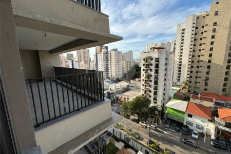 Apartamento à venda com 3 suítes em Moema, São Paulo, SP